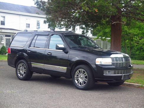 Used 2008 Lincoln Navigator 4WD image 6