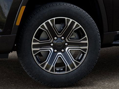 New 2026 Jeep Grand Wagoneer L image 8