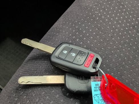 Used 2014 Honda CR-V EX image 30