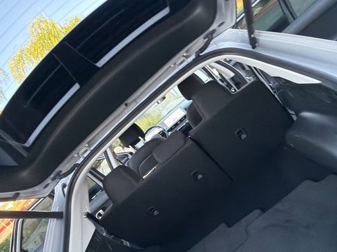 Used 2024 Hyundai Ioniq 5 SEL image 27