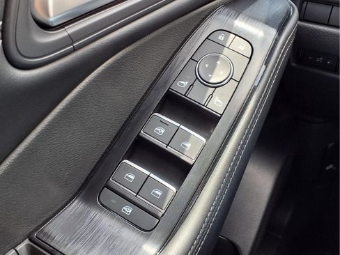 Used 2023 Nissan Rogue SL w/ SL Premium Package FWD image 21