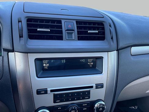Used 2010 Ford Fusion Hybrid FWD image 26