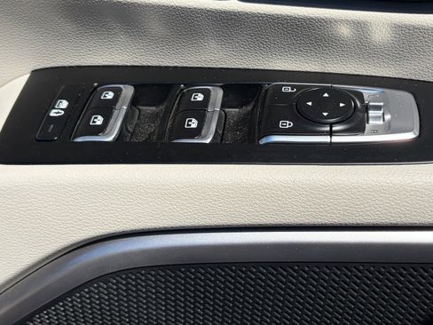 Certified 2024 Kia Telluride S w/ S Sunroof Package image 8