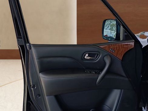 Used 2018 INFINITI QX80 2WD w/ Driver Assistance Package image 33