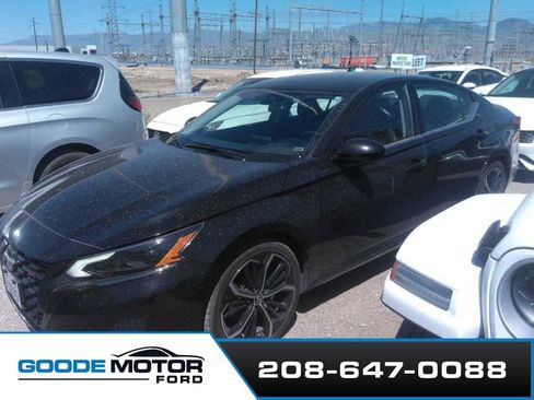 Used 2024 Nissan Altima 2.5 SR FWD image 5