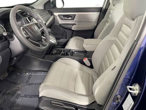 Used 2018 Honda CR-V LX image 2