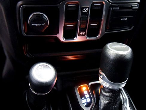 Used 2022 Jeep Gladiator Sport AWD/4WD image 20