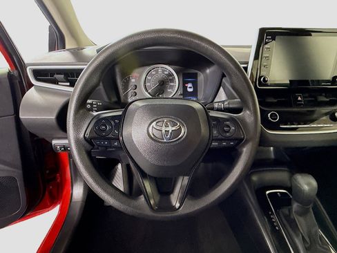 Used 2021 Toyota Corolla LE FWD image 13