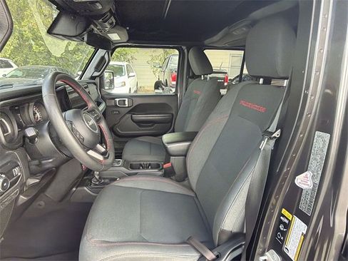 Used 2024 Jeep Wrangler Unlimited Rubicon w/ Convenience Group image 18