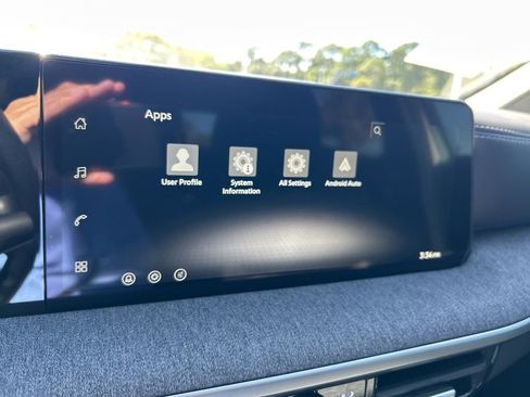 New 2026 Nissan Kicks SV image 32