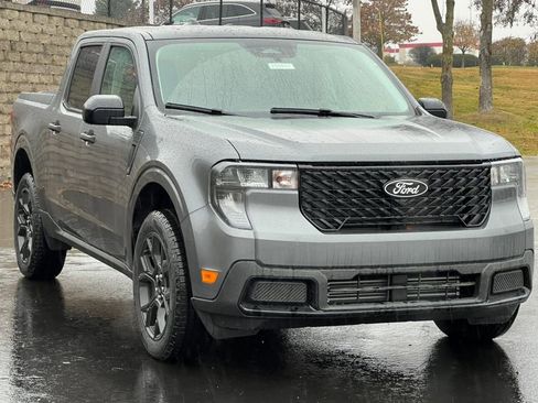 New 2025 Ford Maverick XLT w/ Black Appearance Package AWD/4WD image 36