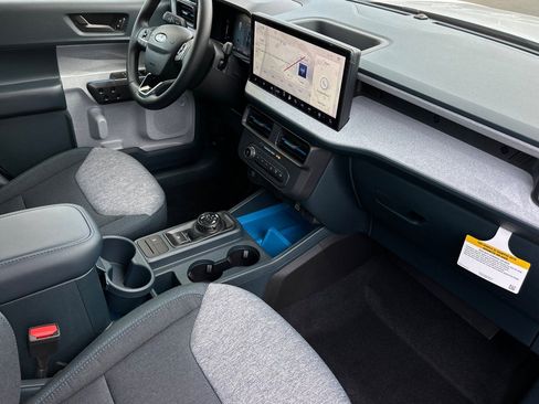 New 2026 Ford Maverick XLT w/ XLT Luxury Package FWD image 14