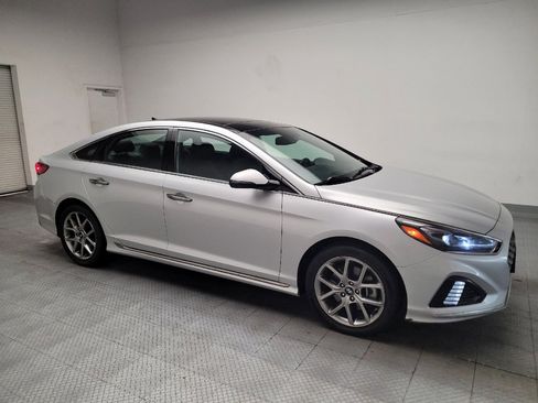 Used 2019 Hyundai Sonata Limited w/ Cargo Package FWD image 11