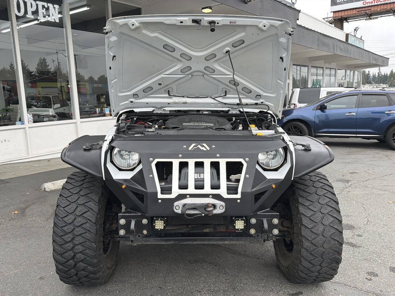 Used 2015 Jeep Wrangler Unlimited Sport w/ Quick Order Package 24S AWD/4WD image 23