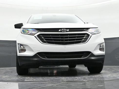 Used 2018 Chevrolet Equinox LS image 27