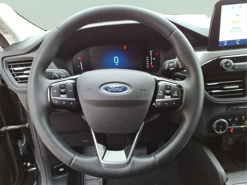 Used 2023 Ford Escape Active image 17