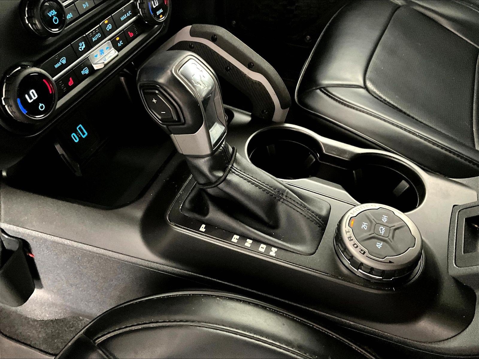 Used 2023 Ford Bronco Outer Banks AWD/4WD image 18