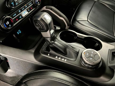 Used 2023 Ford Bronco Outer Banks AWD/4WD image 18