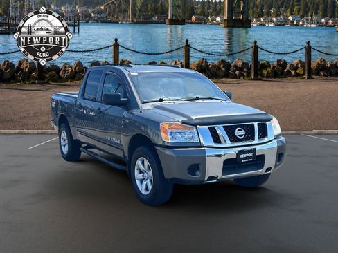 Used 2011 Nissan Titan SV AWD/4WD image 1