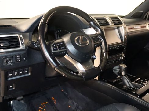 Used 2021 Lexus GX 460 Premium w/ Premium Package AWD/4WD image 40