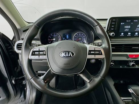 Used 2020 Kia Telluride LX image 11