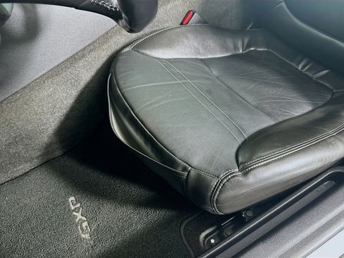 Used 2008 Pontiac Solstice GXP w/ Premium Package image 24