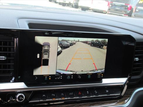 Used 2022 GMC Sierra 1500 Elevation w/ Elevation Premium Package image 26