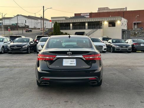 Used 2016 Toyota Avalon Limited FWD image 9