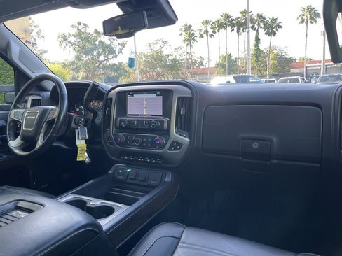 Used 2019 GMC Sierra 2500 Denali w/ Duramax Plus Package image 15
