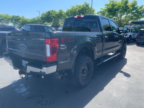 Used 2019 Ford F350 Lariat w/ Lariat Ultimate Package AWD/4WD image 3
