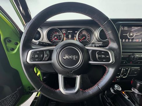 Used 2018 Jeep Wrangler Unlimited Rubicon image 38