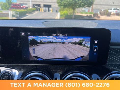 Used 2025 Mercedes-Benz GLB 250 4MATIC image 20