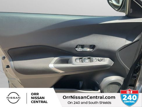 Used 2023 Nissan Kicks SV FWD image 16