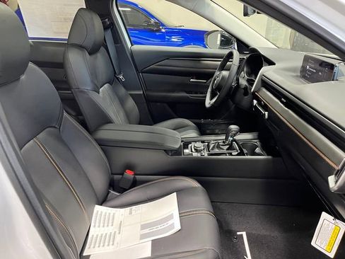 New 2025 MAZDA CX-50 AWD 2.5 Turbo w/ Weather Package image 13