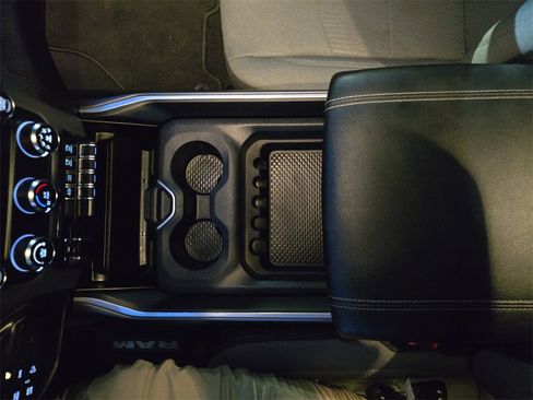 Used 2024 RAM 2500 Big Horn w/ Off Road Package image 24