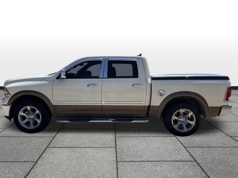 Used 2017 RAM 1500 Laramie w/ Convenience Group AWD/4WD image 38
