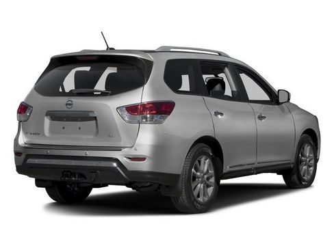 Used 2016 Nissan Pathfinder SL w/ SL Premium Package AWD/4WD image 5