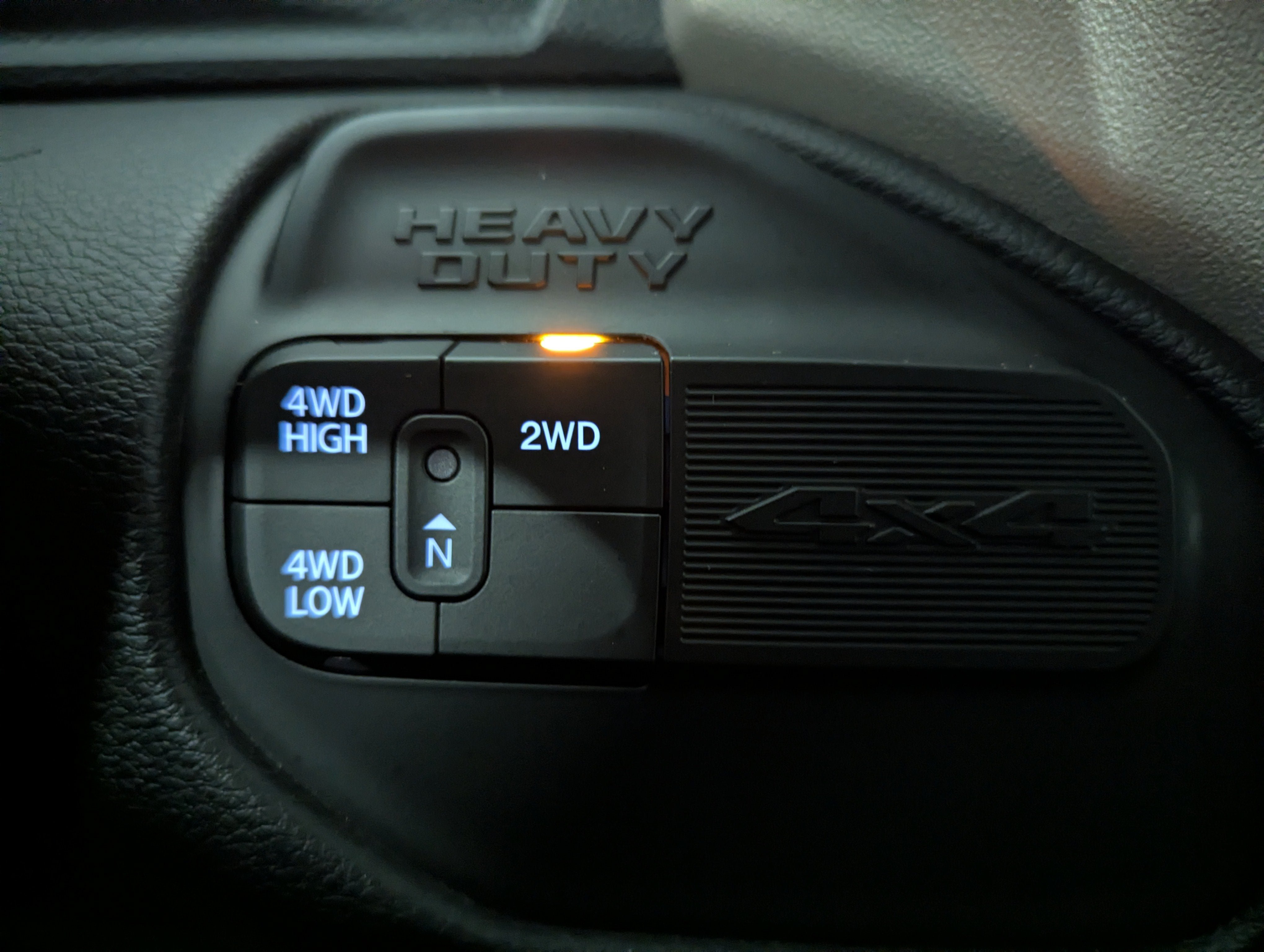 Used 2024 RAM 2500 Laramie AWD/4WD image 19