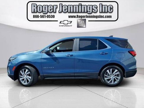 Used 2024 Chevrolet Equinox LT w/ LPO, Floor Liner Package FWD image 2