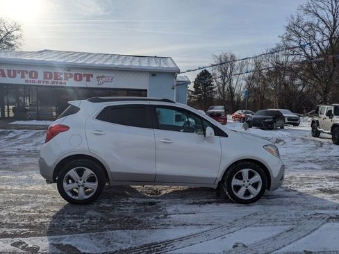 Used 2016 Buick Encore Base image 2