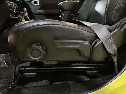 Used 2023 Jeep Gladiator Mojave w/ LED Lighting Group image 28