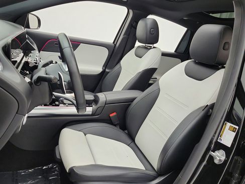 Used 2022 Mercedes-Benz GLA 35 AMG 4MATIC image 10