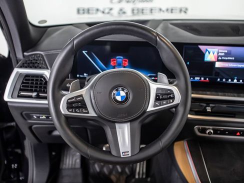 Used 2025 BMW X5 sDrive40i w/ M Sport Package RWD image 25