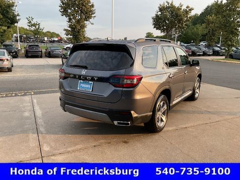 Certified 2026 Honda Pilot EX-L image 6