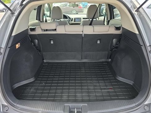 Used 2018 Honda HR-V EX image 8
