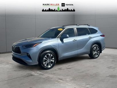 Used 2023 Toyota Highlander XLE