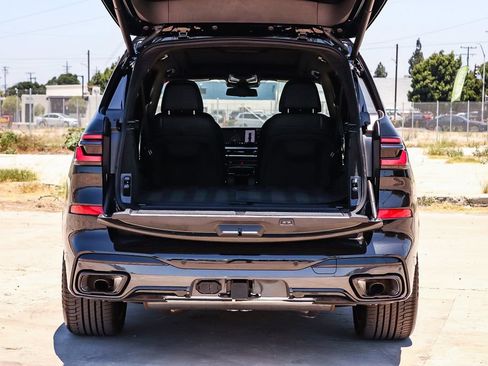 Used 2026 BMW X7 xDrive40i w/ M Sport Package AWD/4WD image 30