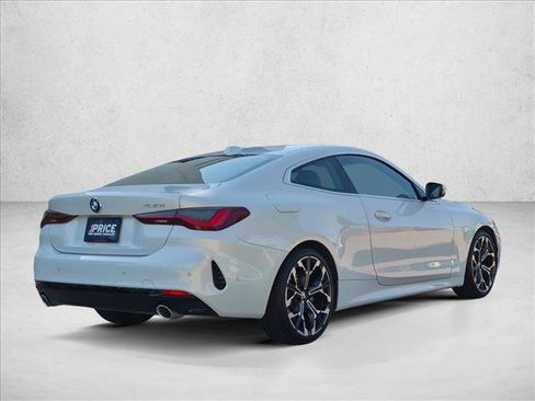 Used 2025 BMW 430i Coupe w/ Premium Package RWD image 5