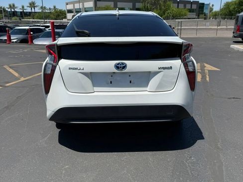 Used 2016 Toyota Prius Three FWD image 4