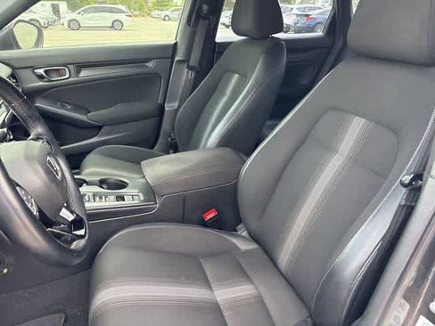 Used 2022 Honda Civic Sport image 11